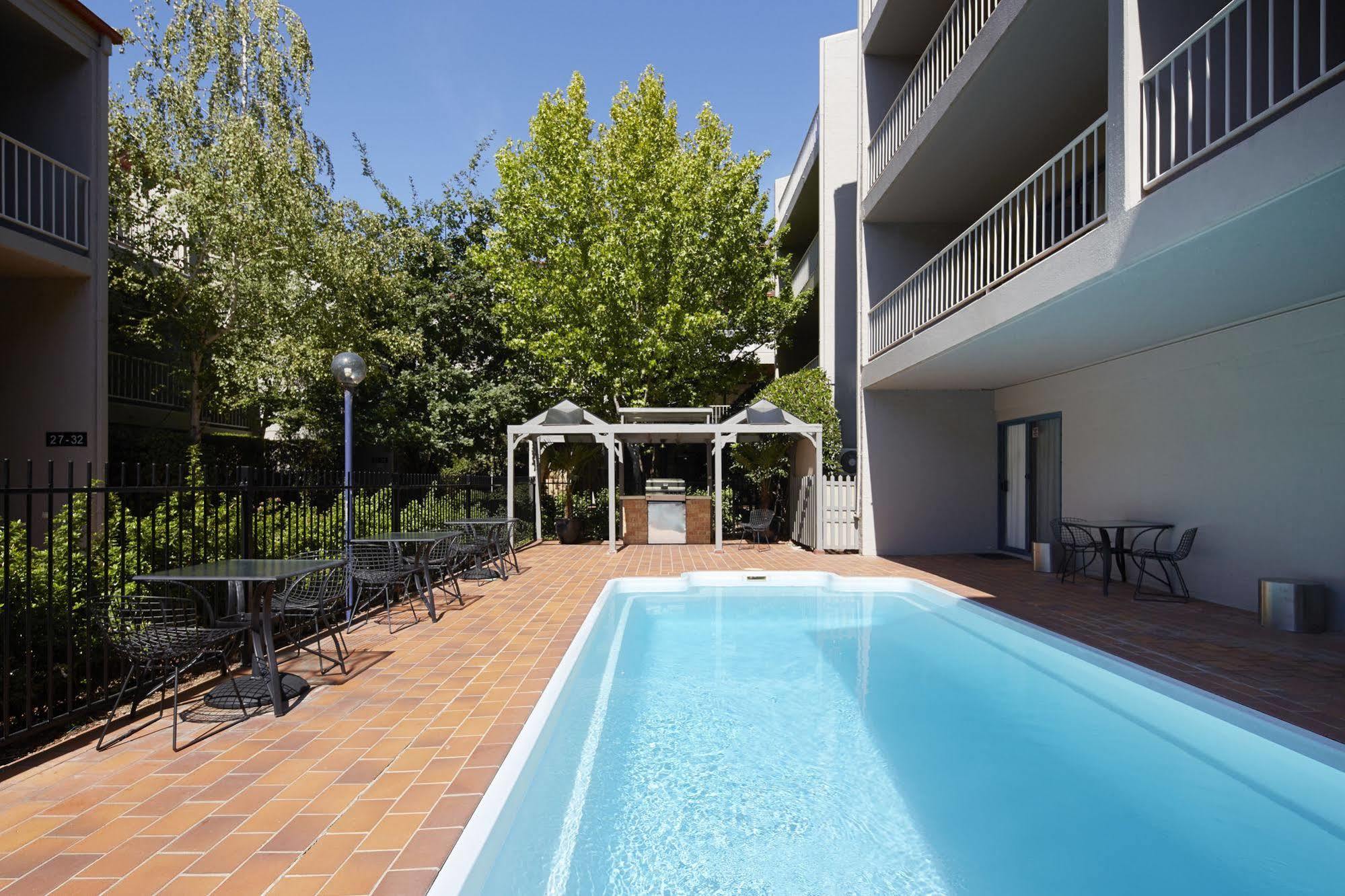 Pinnacle apartamentos Camberra Exterior foto